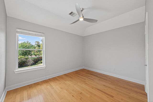 114 Buck Trail Place, Spring, TX 77389