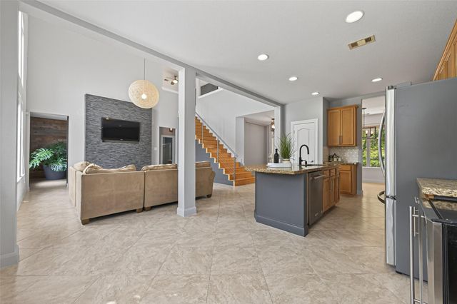 114 Buck Trail Place, Spring, TX 77389