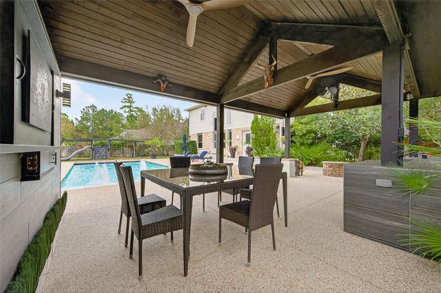 114 Buck Trail Place, Spring, TX 77389