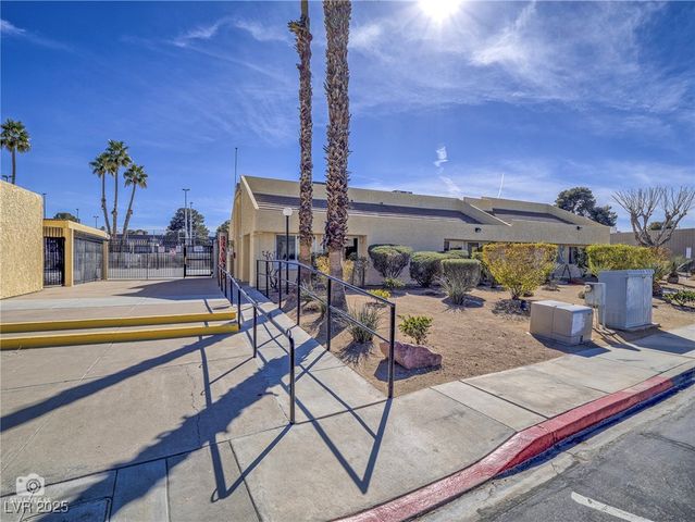 3251 Southridge Avenue, Las Vegas, NV 89121
