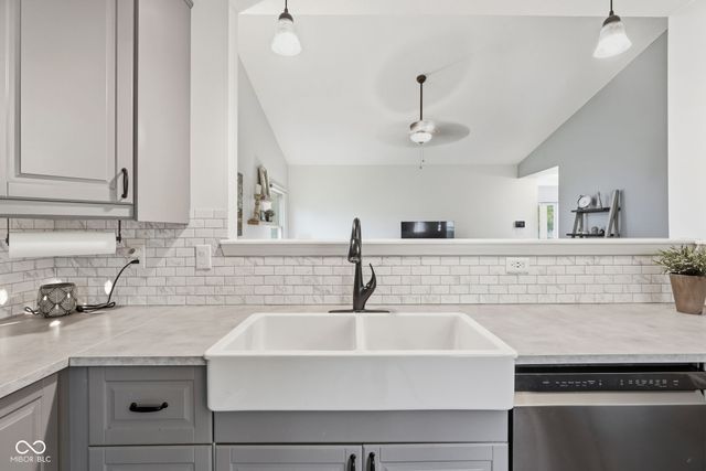 12174 Split Granite Drive, Fishers, IN 46037