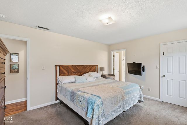 12174 Split Granite Drive, Fishers, IN 46037