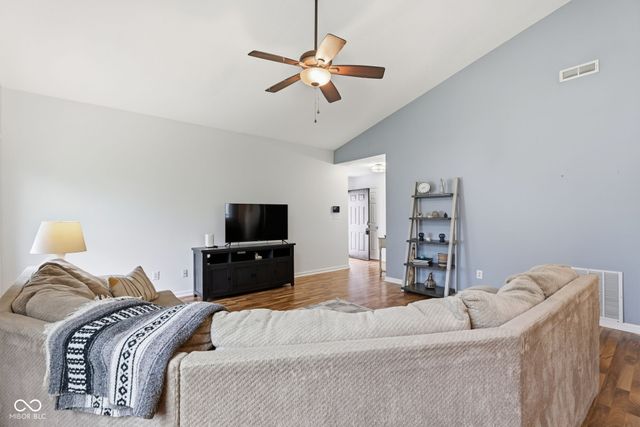 12174 Split Granite Drive, Fishers, IN 46037