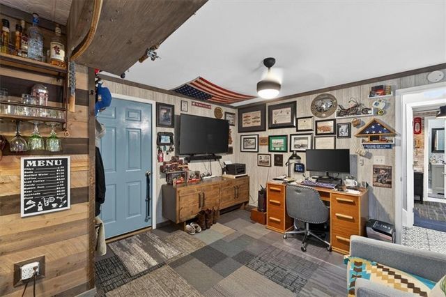 149 Stonebridge Lane, Smithville, MO 64089