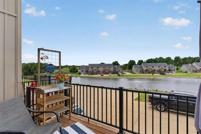 149 Stonebridge Lane, Smithville, MO 64089