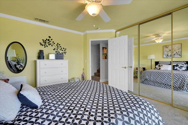 12600 Jayhawk Ct, Penn Valley, CA 95946