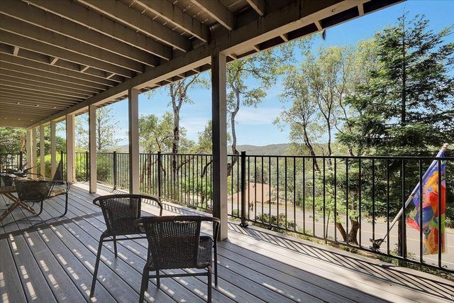 12600 Jayhawk Ct, Penn Valley, CA 95946
