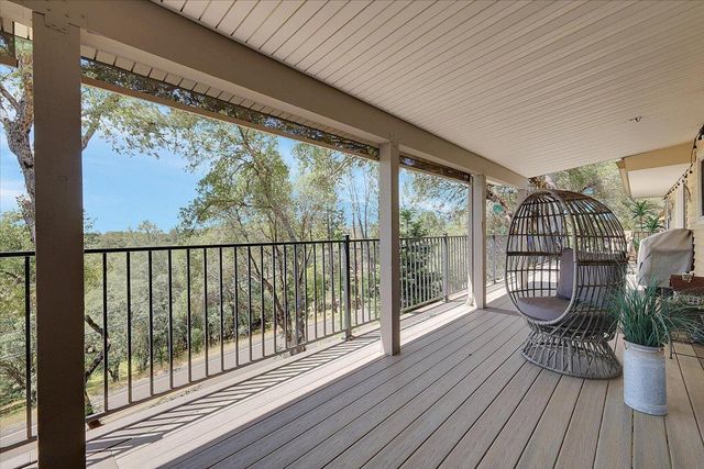 12600 Jayhawk Ct, Penn Valley, CA 95946
