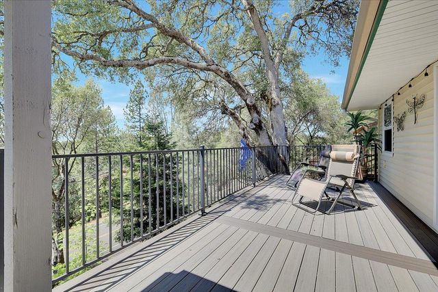 12600 Jayhawk Ct, Penn Valley, CA 95946