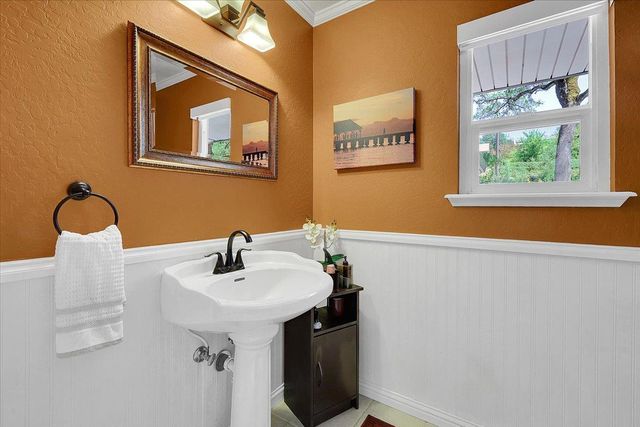 12600 Jayhawk Ct, Penn Valley, CA 95946
