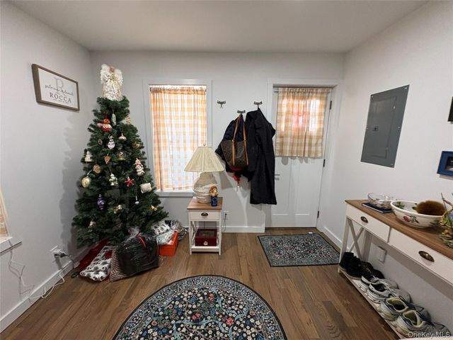 46 Maxwell Avenue, Oyster Bay, NY 11771