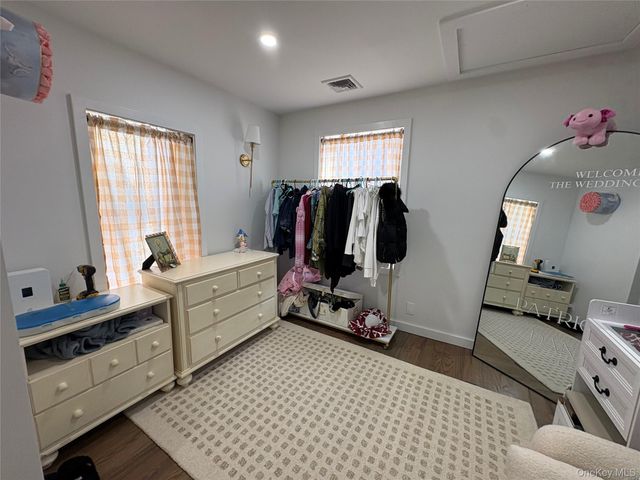 46 Maxwell Avenue, Oyster Bay, NY 11771