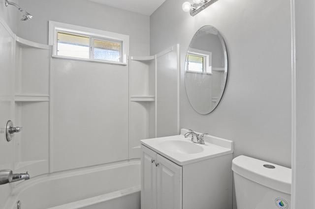 2105 Russell Avenue N, Minneapolis, MN 55411