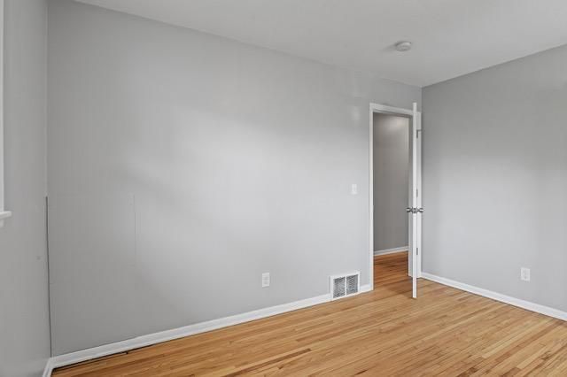 2105 Russell Avenue N, Minneapolis, MN 55411