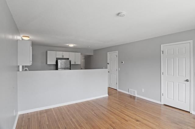 2105 Russell Avenue N, Minneapolis, MN 55411