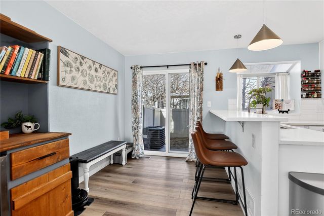 9659 W Chatfield Avenue B, Littleton, CO 80128