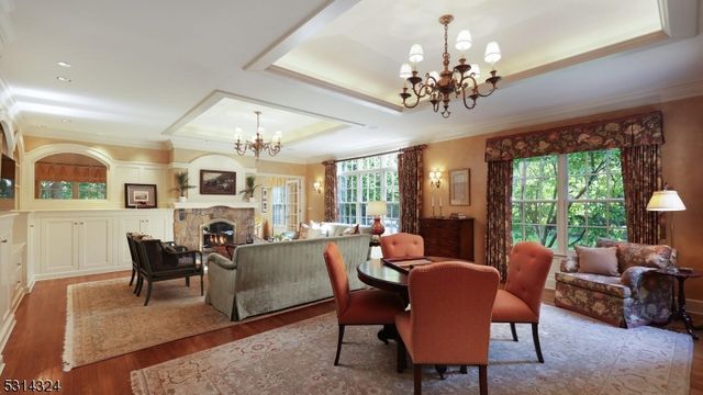 825 Lawrence Ave, Westfield Town, NJ 07090