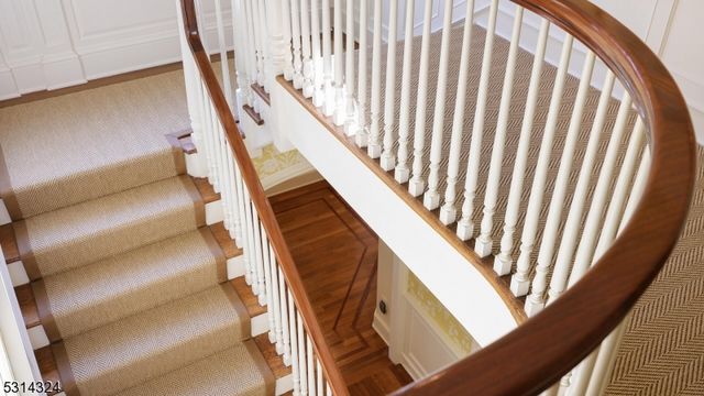 825 Lawrence Ave, Westfield Town, NJ 07090