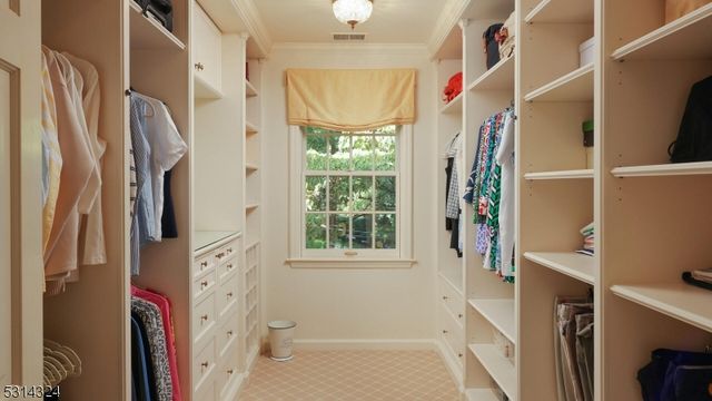 825 Lawrence Ave, Westfield Town, NJ 07090