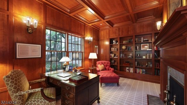 825 Lawrence Ave, Westfield Town, NJ 07090