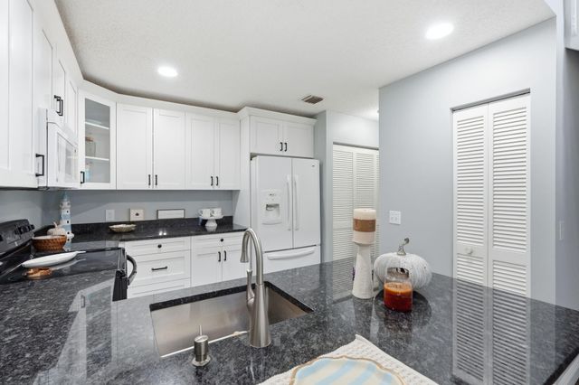 2985 GENOA Place 2985, West Palm Beach, FL 33406