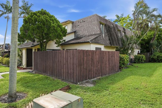 2985 GENOA Place 2985, West Palm Beach, FL 33406