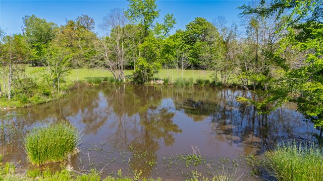 72 AC N Farm Road 900 N, Saltillo, TX 75478