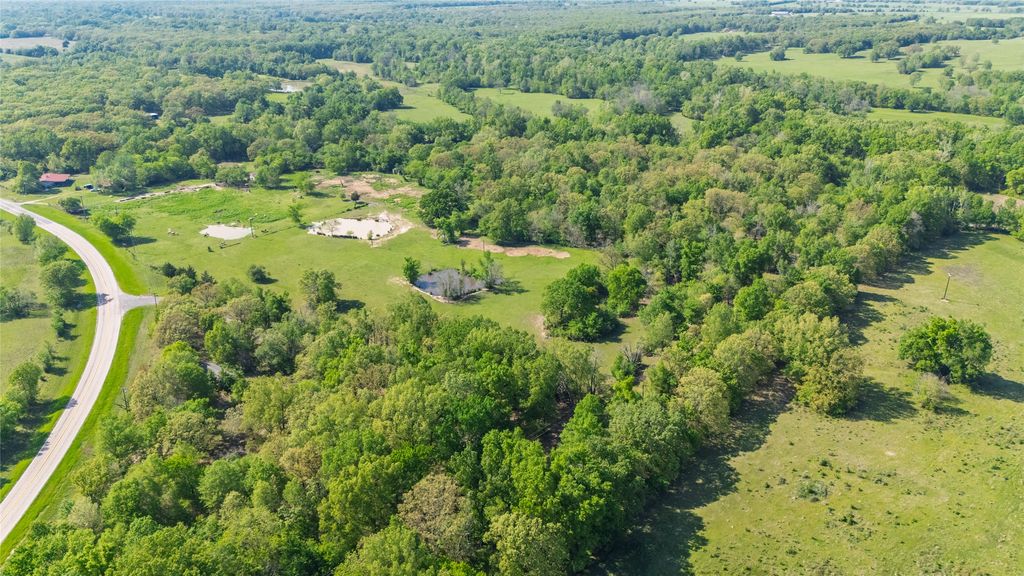 72 AC N Farm Road 900 N, Saltillo, TX 75478