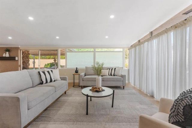 181 Corte Maria Avenue, Chula Vista, CA 91910