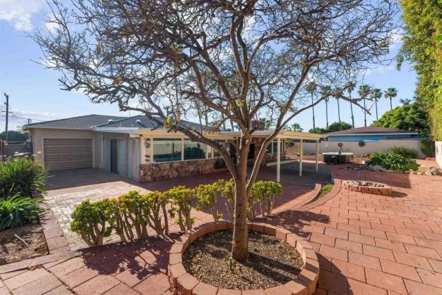 181 Corte Maria Avenue, Chula Vista, CA 91910