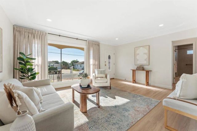 181 Corte Maria Avenue, Chula Vista, CA 91910