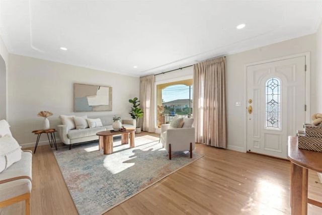 181 Corte Maria Avenue, Chula Vista, CA 91910