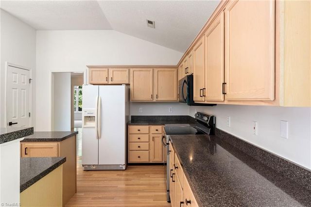 6408 IvyStone Drive, Jamestown, NC 27282