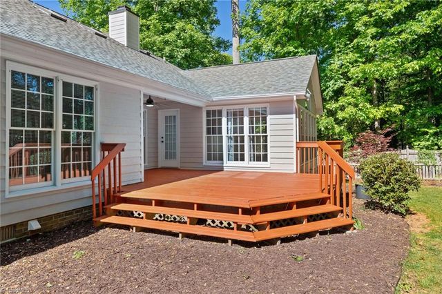6408 IvyStone Drive, Jamestown, NC 27282