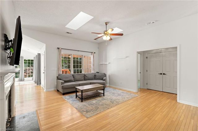 6408 IvyStone Drive, Jamestown, NC 27282
