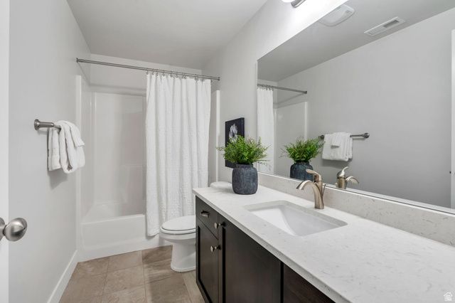 1523 E SEGO LILY CT, Layton, UT 84040