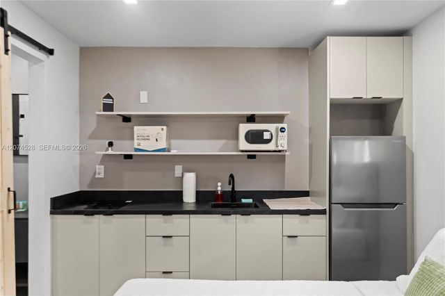 3125 NW 21st Court 01, Miami, FL 33142