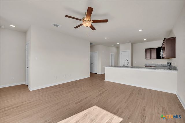 1045 Shelby Drive, Belton, TX 76513