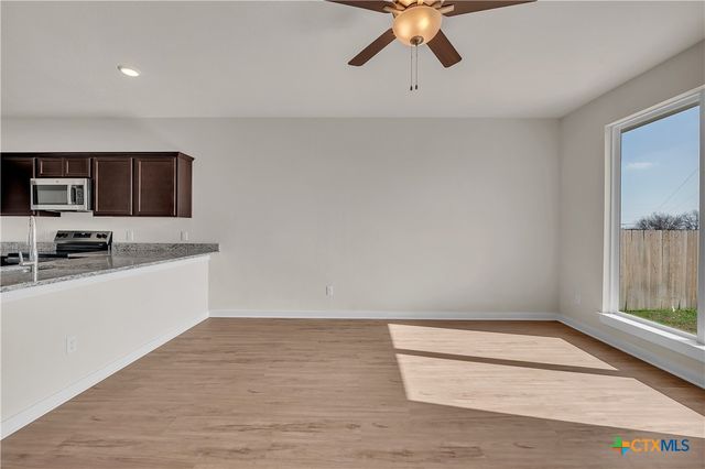 1045 Shelby Drive, Belton, TX 76513