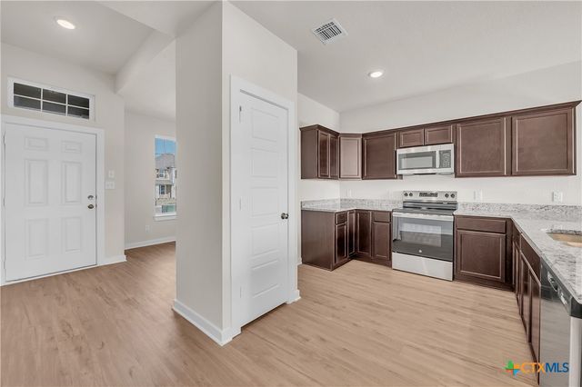 1045 Shelby Drive, Belton, TX 76513