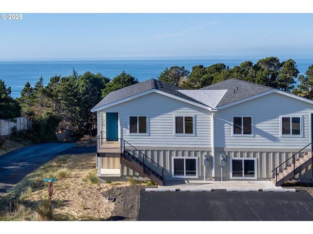 110 CRESCENT St, Tillamook, OR 97141