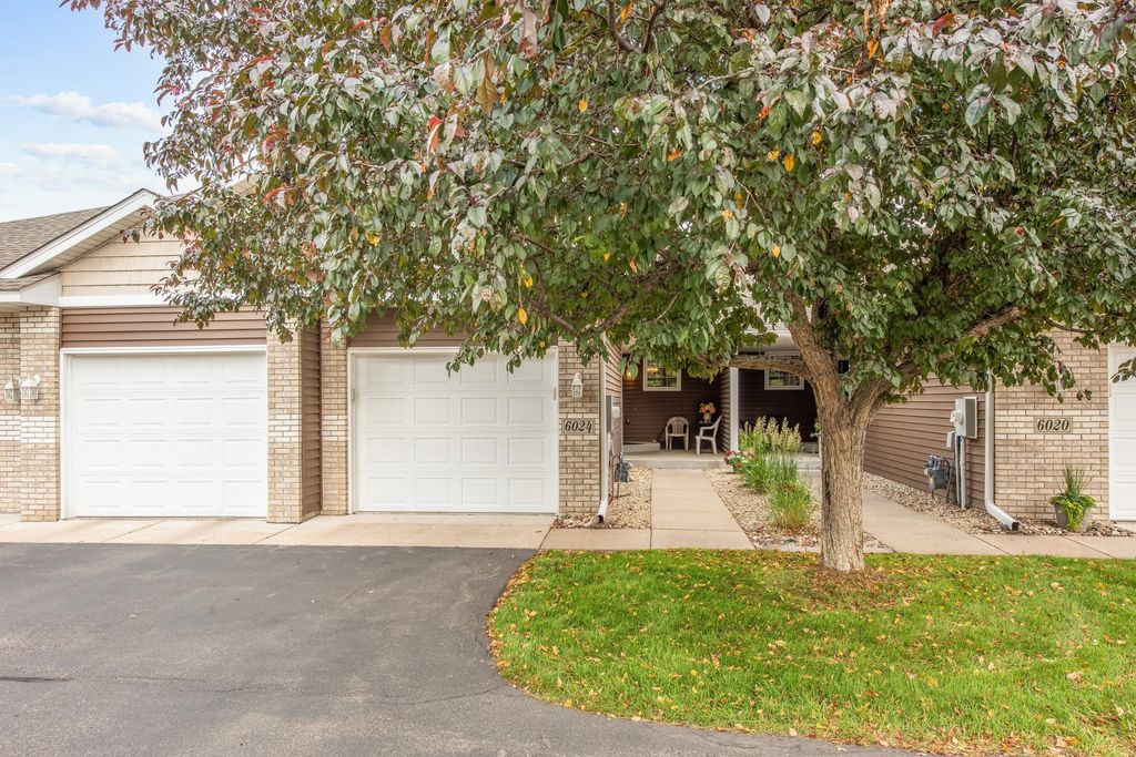 6024 Creekview Lane N, Brooklyn Park, MN 55443