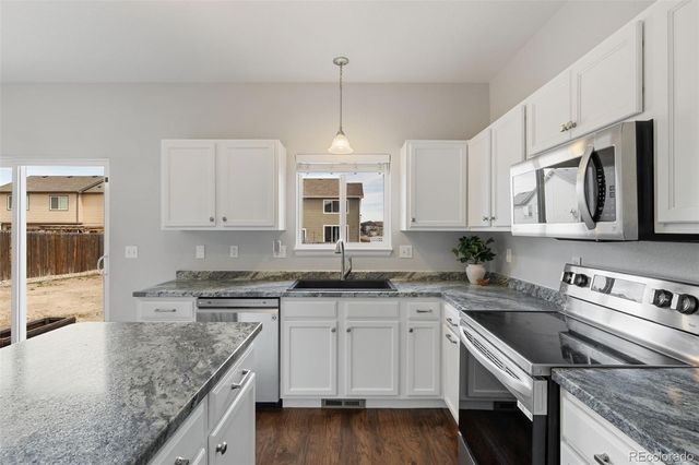 7935 Superior Hill Place, Colorado Springs, CO 80908