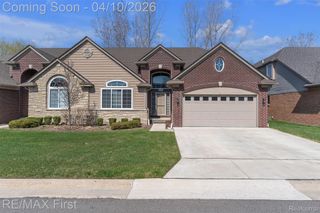 30232 Berghway Trail, Warren, MI 48092