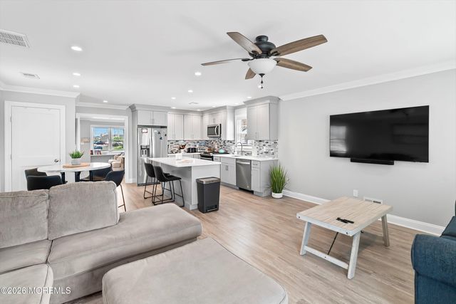 315 Hiering Avenue, Seaside Heights, NJ 08751