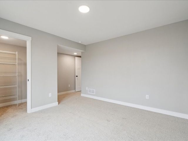 829 Prairie View Drive, West Branch, IA 52358