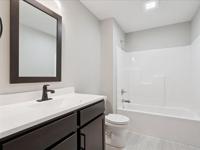 829 Prairie View Drive, West Branch, IA 52358