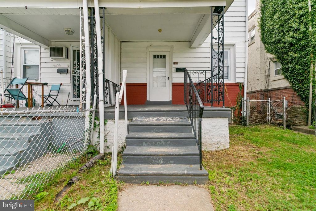 7038 CLOVER LN, UPPER DARBY, PA 19082 — photo 2