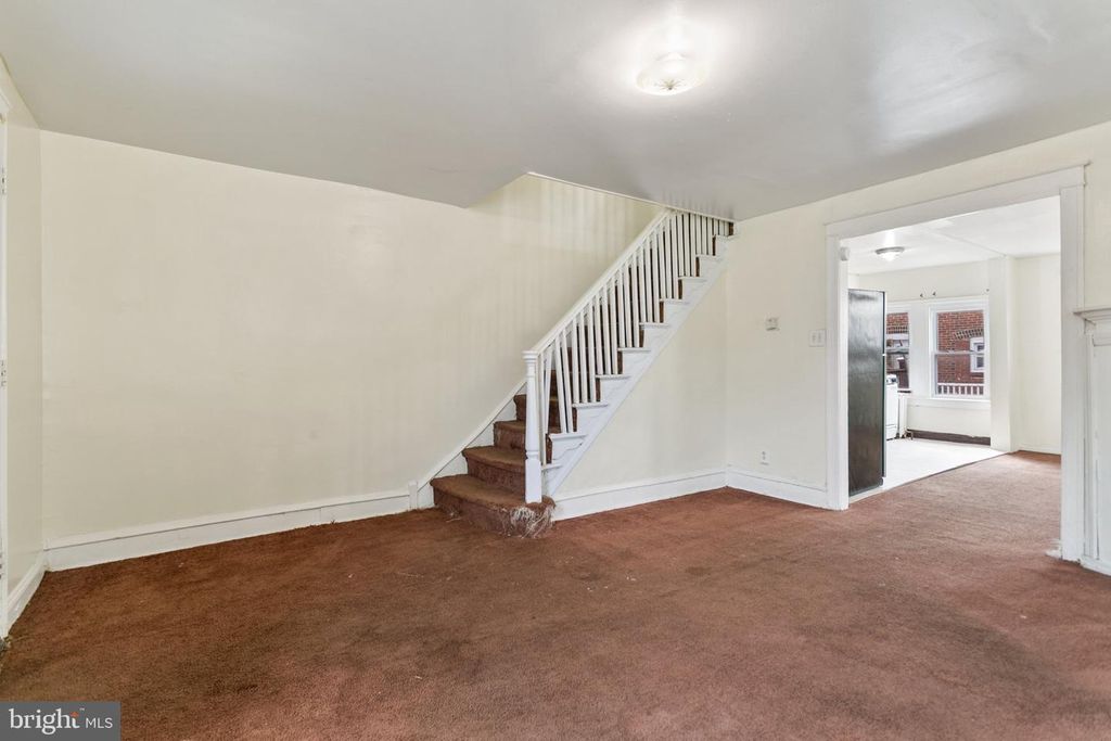 7038 CLOVER LN, UPPER DARBY, PA 19082 — photo 3