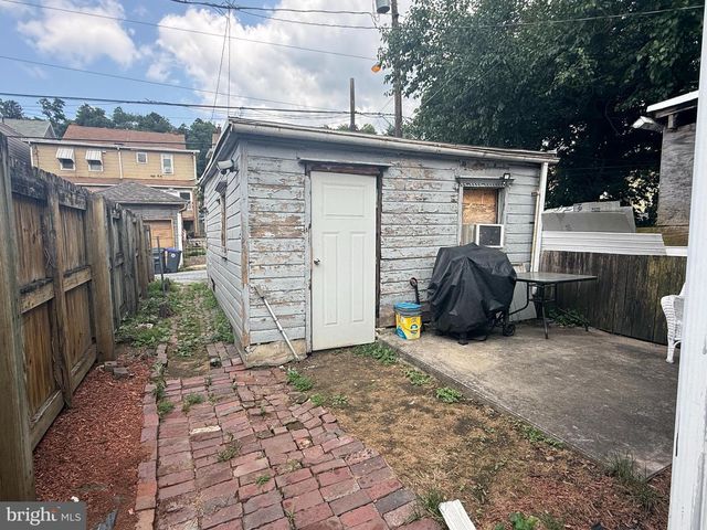 613 S FRONT ST, Steelton, PA 17113